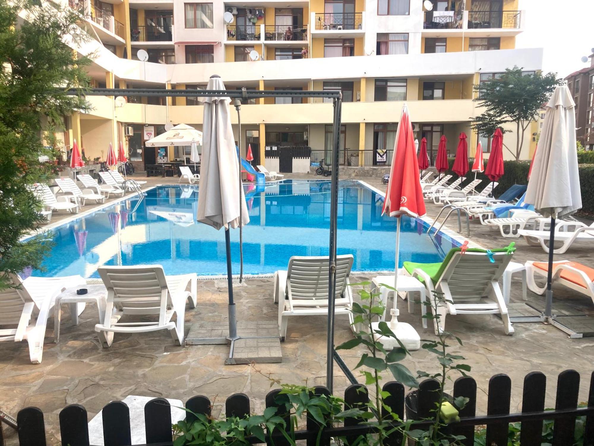 Апартаменти Блу Самър 1 & 2 & 3 Sunny Beach Exterior foto